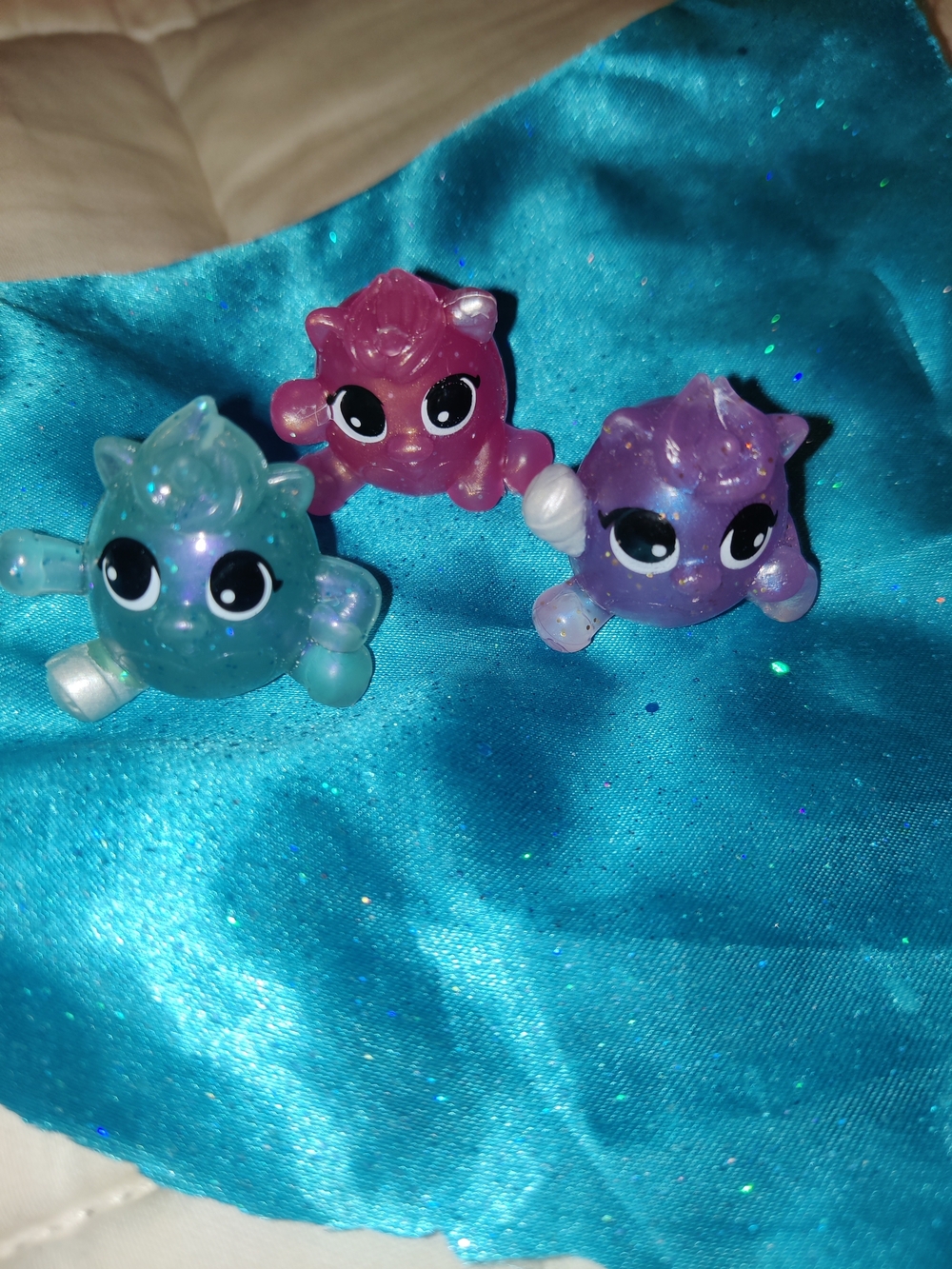 Zuru Rainbocorns Collectible Eggs creatures